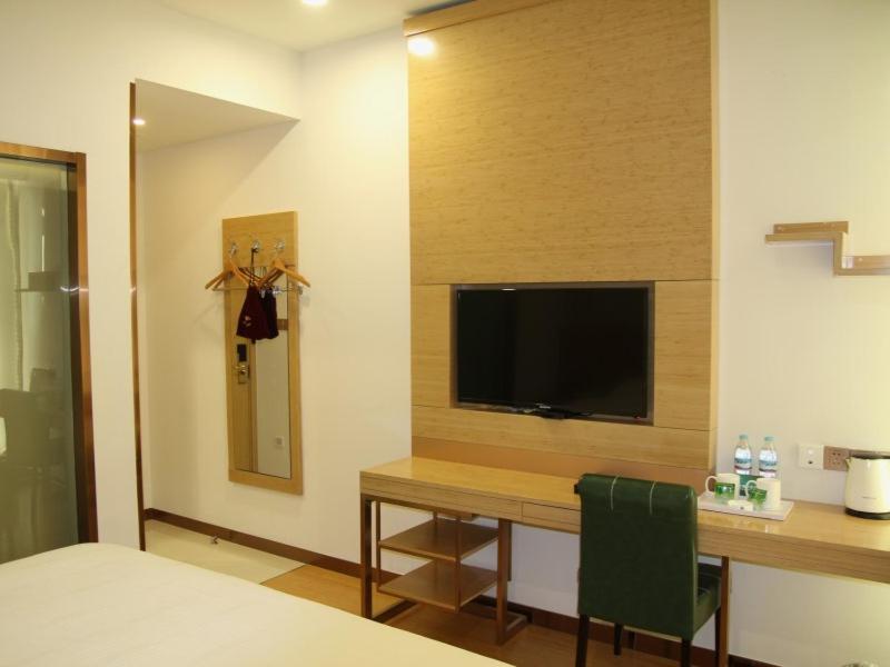 Greentree Inn Shandong Jinan Gaoxin District South Gongye Road Middle Aoti Road Express Hotel エクステリア 写真