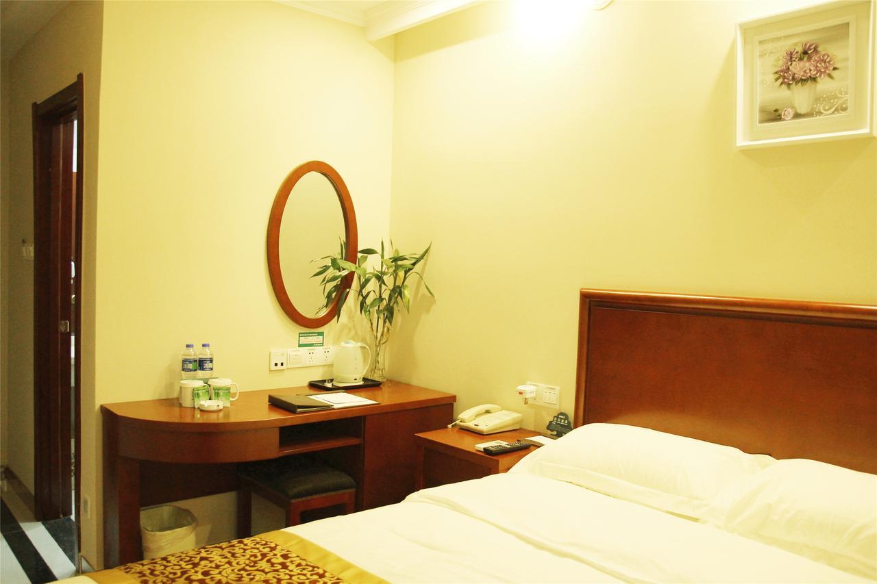 Greentree Inn Shandong Jinan Gaoxin District South Gongye Road Middle Aoti Road Express Hotel エクステリア 写真