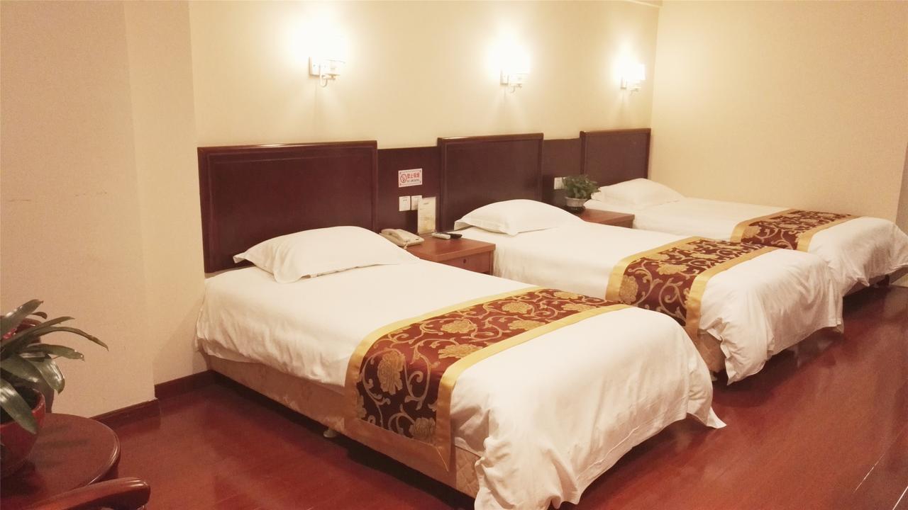 Greentree Inn Shandong Jinan Gaoxin District South Gongye Road Middle Aoti Road Express Hotel エクステリア 写真