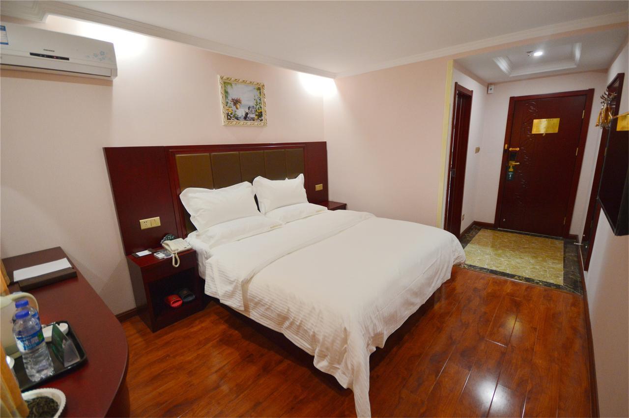 Greentree Inn Shandong Jinan Gaoxin District South Gongye Road Middle Aoti Road Express Hotel エクステリア 写真
