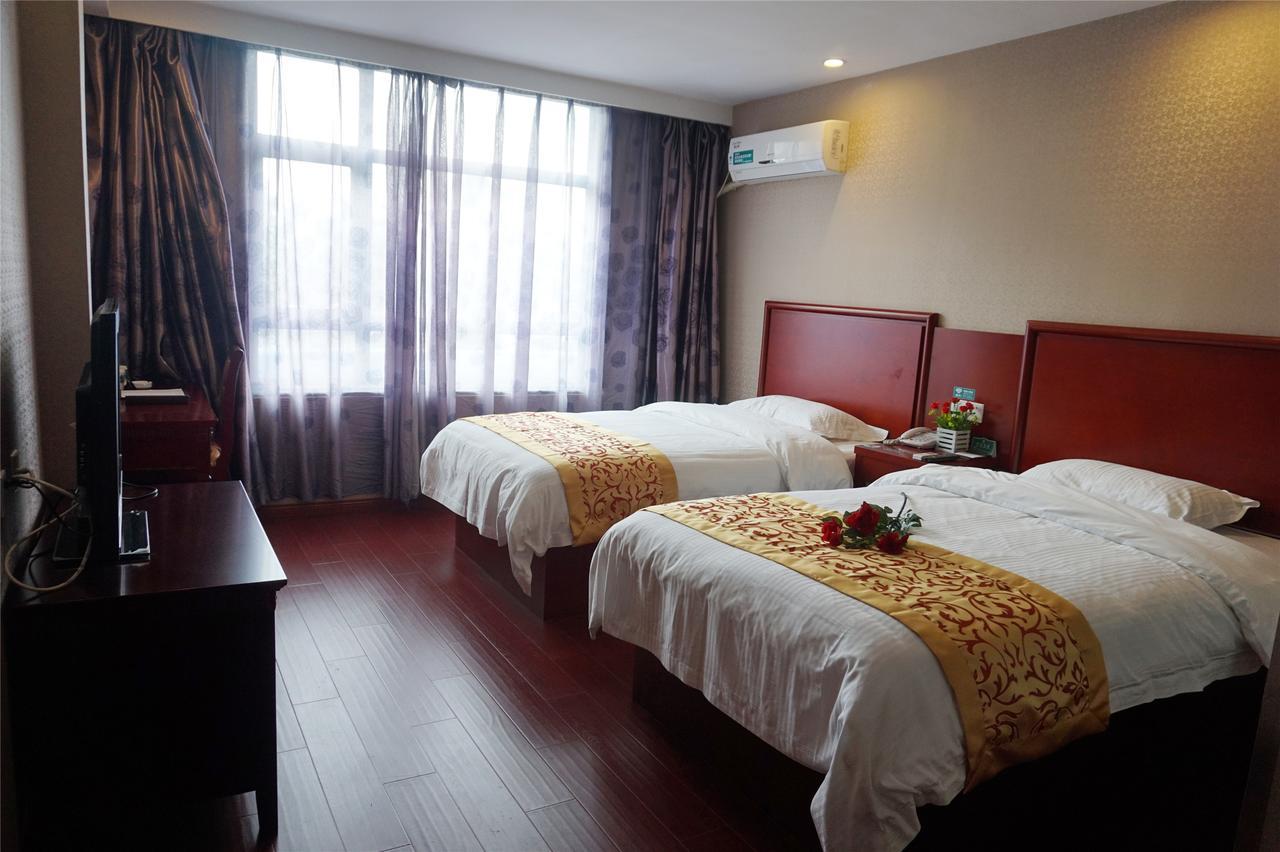 Greentree Inn Shandong Jinan Gaoxin District South Gongye Road Middle Aoti Road Express Hotel エクステリア 写真