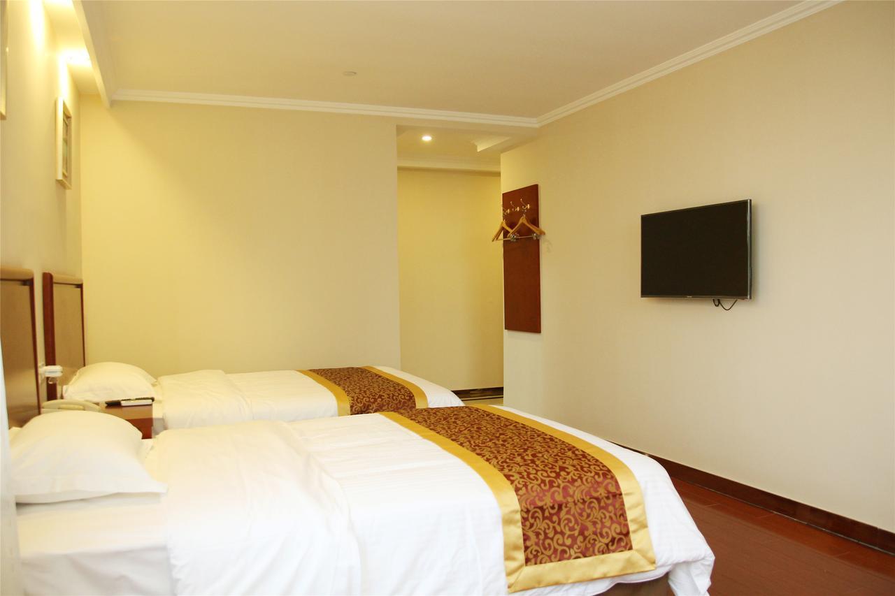 Greentree Inn Shandong Jinan Gaoxin District South Gongye Road Middle Aoti Road Express Hotel エクステリア 写真